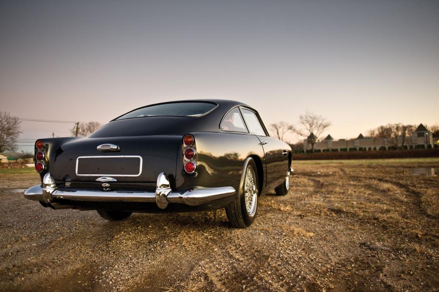  Aston Martin DB4 (910/R) 1962 года  (фото 8 из 27)
